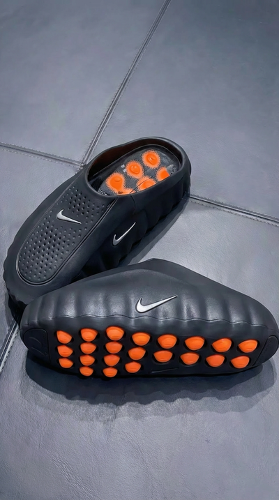 Nike Mind 001